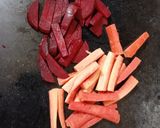 A picture of step 2 of Beetroot Carrot Kanji Vada.