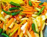 Foto langkah ke 4 dari resep (47). Acar Bumbu Kuning.