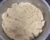 A picture of step 2 of Nan khatai (biscuits).