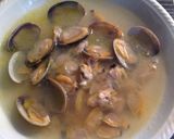 A picture of step 4 of Linguine with Clams, Yellow Bell Pepper, and Green Chili.