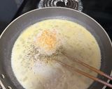 A picture of step 8 of Cream sauce broccoli.