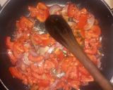 A picture of step 2 of Fish balls in sauce.