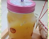 A picture of step 3 of Mango shake.
