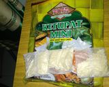 Foto langkah ke 1 dari resep Lontong pecal.