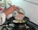 Foto del paso 2 de la receta: Crepes de espinacas y champiñones