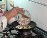 Foto del paso 2 de la receta: Crepes de espinacas y champiñones