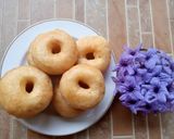 Foto langkah ke 8 dari resep Donat tanpa telur, tanpa susu, tanpa Mixer, tanpa kentang.