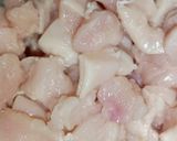 Foto langkah ke 3 dari resep Tumis Wortel, Buncis, Jagung Putren dan Ayam Ala Sederhana.