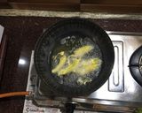 A picture of step 4 of Mirchi bhajiya.