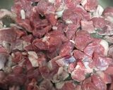 A picture of step 2 of Beef Cubes with Onions and Peppers 🧅🫑.