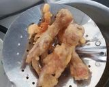 Foto langkah ke 2 dari resep Ceker Goreng Tulang Lunak.