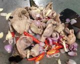 Foto langkah ke 2 dari resep Asem-asem ati ampela.