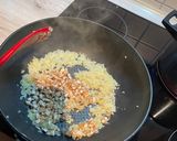 Pas rețetă Tagliatelle cu sos de ciuperci și Parmezan 1 fotografie