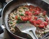 A picture of step 6 of Restaurant style bhindi masala.