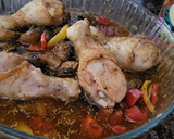 Foto del paso 5 de la receta: Pollo en salsa con ciruelas y champiñones