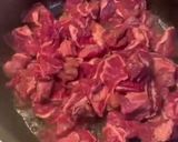 Foto del paso 1 de la receta: Espaguetis con carne al vino tinto y tomate