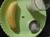 बनाना मिल्क शेक (banana milkshake recipe in marathi)