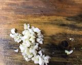 Foto langkah ke 2 dari resep Tumis Brokoli Bawang Putih.