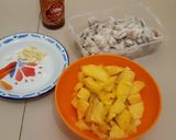 Foto langkah ke 1 dari resep Cumi Goreng Tepung Saus Asam Manis.