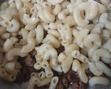 A picture of step 7 of Mutton mince mecroni.