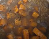 A picture of step 5 of Squash and red lentil soup - vegan.