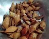 A picture of step 5 of Sweet and Sour Tomato Paare.