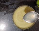 A picture of step 5 of Appletini.