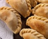 Foto del paso 10 de la receta: Empanadas de Carne Cortada a Cuchillo con Masa Casera