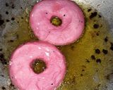 Foto langkah ke 10 dari resep Donat buah naga.
