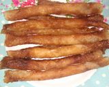 Foto langkah ke 6 dari resep Cheese Stick / Stick Keju Manis / Stick keju kulit lumpia.