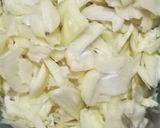 Foto langkah ke 1 dari resep Kacang goreng bawang putih daun jeruk renyah.
