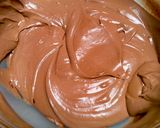Une image de l'étape 8 de Mousse au chocolat.