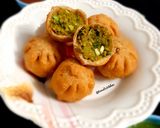 તુવેરની કચોરી (Pigeon Peas Kachori Recipe In Gujarati) રેસીપી સ્ટેપ11ફોટો