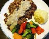 Foto langkah ke 6 dari resep Sirloin Wagyu Steak w/ Mushroom Sauce.