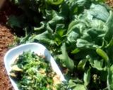 A picture of step 2 of Spinach with Mushrooms.