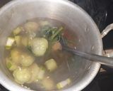 Foto langkah ke 4 dari resep 2020.21 Sayur Asem Bumbu Iris.
