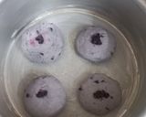 A picture of step 4 of Mulberry Cookies.