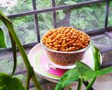 A picture of step 6 of Ragi Boondi.