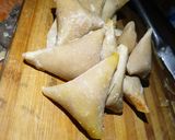 A picture of step 10 of Chicken samosa 2.