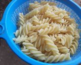 Foto del paso 4 de la receta: Pasta a la puttanesca 3m