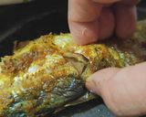 Foto langkah ke 5 dari resep Kembung Goreng Rempah.