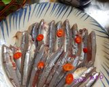 Hình bước làm 1 của món Cá cơm than nhúng dấm