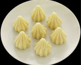 கோவா மோதகம் (Khoya modak recipe in tamil) ரெசிபி ஸ்டேப் 6 புகைப்படம்