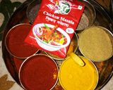 A picture of step 4 of Dhaba style chicken curry.