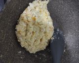 Foto langkah ke 3 dari resep Bubur Ayam Telur Puyuh MPASI.