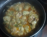 Foto del paso 4 de la receta: Contramuslos de pollo en adobo con guarnición