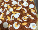 Foto del paso 10 de la receta: Empanada de atún, pimiento y huevos
