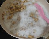 Foto langkah ke 3 dari resep Kacang Mede Goreng Gurih.