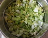 Foto del paso 2 de la receta: Sopa de apio dietética