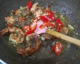 Foto langkah ke 5 dari resep Caramelized Butter Prawn.